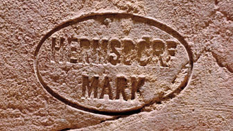 Ziegelstempel Mauerziegel — Handstrich Stempel: HERMSDORF MARK, um 1874 Ziegelei II ab 1872 Leopold Lessing